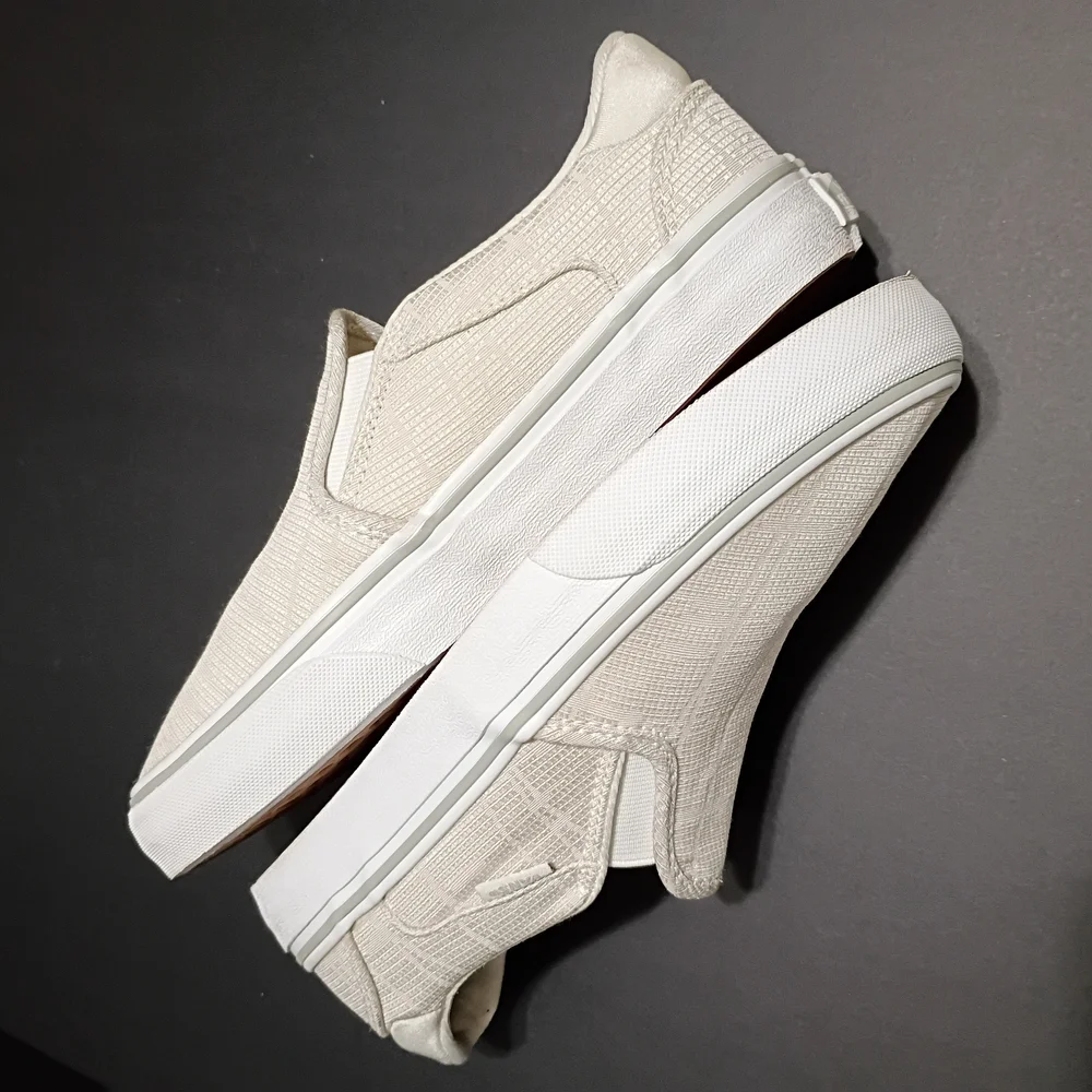 Vans Cream Classic Slip-on Deluxe Comfort Women's Shoes - Picture 5 of 11